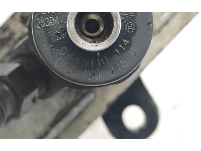 Форсунка 0445110114, 057130276H    Audi A8 S8 D2 4D   