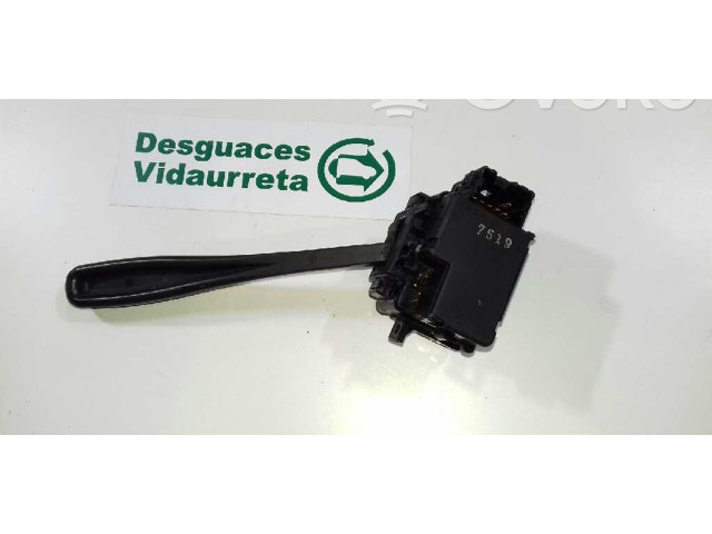 Ручка стеклоочистителей    Nissan PickUp