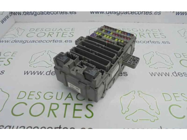 Pojistková skříňka 38200SMGG24 Honda Civic 2008
