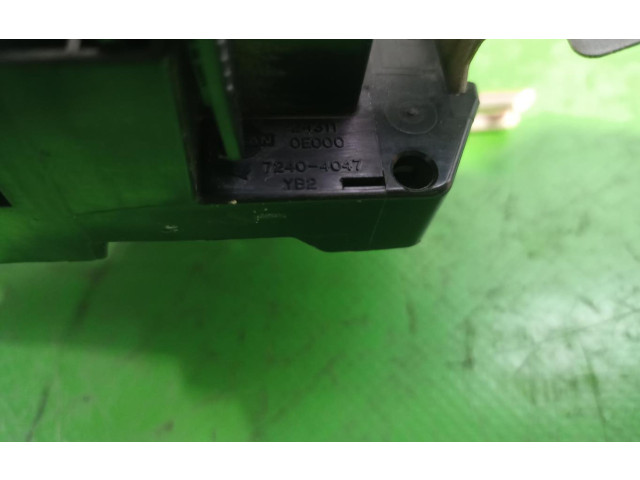 Pojistková skříňka 72404047 Nissan Micra 1997