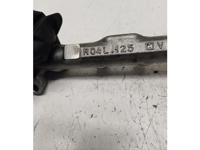 Топливная рампа 05L089, R04L125HV Skoda Octavia Mk4