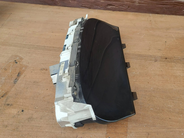 Přístrojová deska Toyota Previa (XR30, XR40) II 2002 838002J010