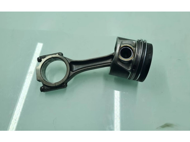 Поршень 038J Audi A3 S3 8P