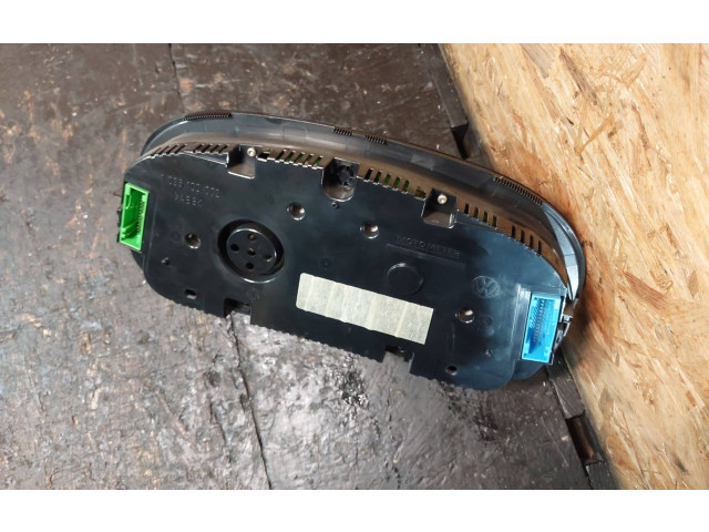 Přístrojová deska Volkswagen Bora 2001 1J0919861B, 0263611004