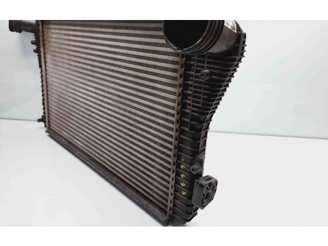 Интеркулер  1K0145803A   Audi A3 S3 A3 Sportback 8P 