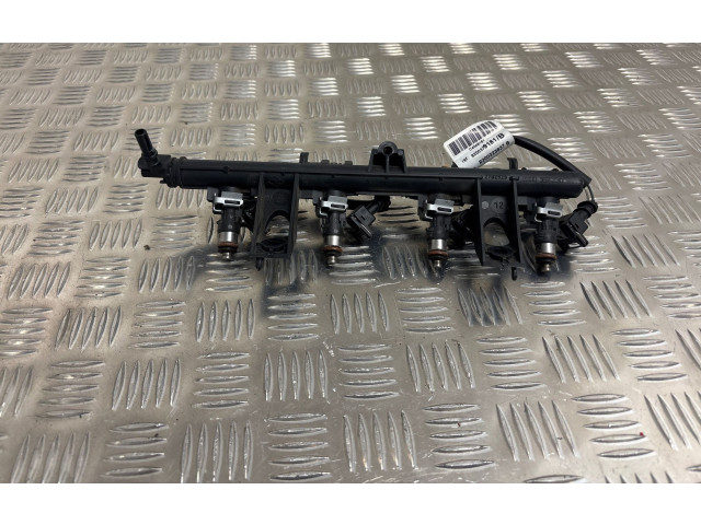 Vstřikovací lišta 8200379181, C4049181   Renault Clio IV     