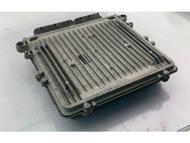 Блок управления двигателя 1039S21388, A6421509878   Mercedes-Benz ML W164