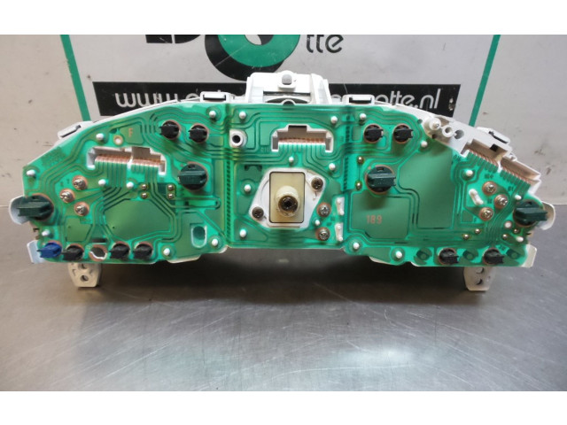 Přístrojová deska Toyota Starlet (P90) V 1997 8380010200, 1573705381