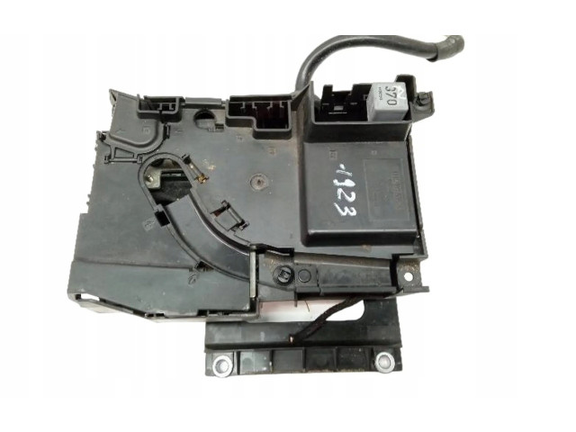   Pojistková skříňka 7L0937548C   Audi Q7 4L 2008