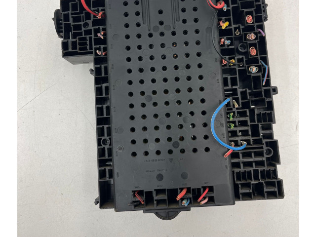 Блок предохранителей 08688434, 000002046479   Volvo S80    