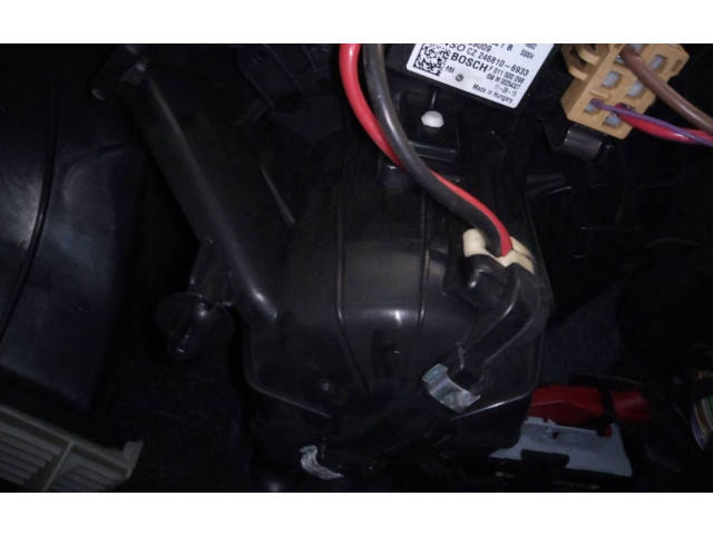 Вентилятор печки    8K0820521B   Audi Q5 SQ5