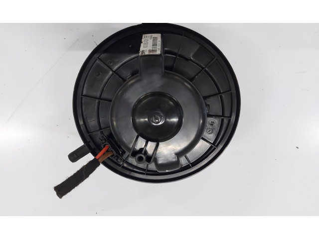 Вентилятор печки    N031269U430X   Volkswagen Caddy