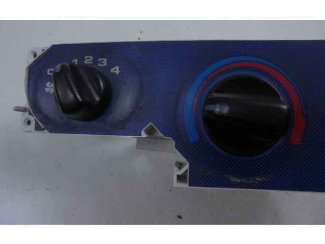 Блок управления климат-контролем    Honda HR-V