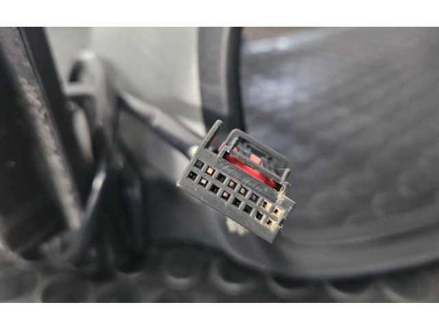 Зеркало электрическое        Skoda Yeti (5L)  2009 - 2017 года   