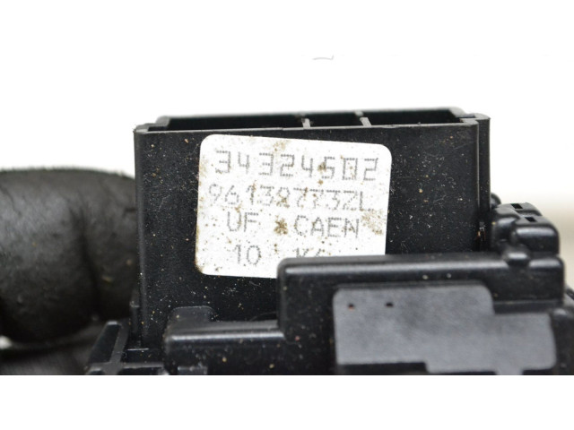 Ручка стеклоочистителей Citroen Xantia