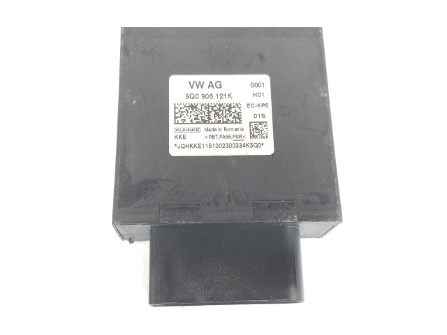 Блок управления 5Q0906121K, 5Q0906121N Volkswagen Golf VII