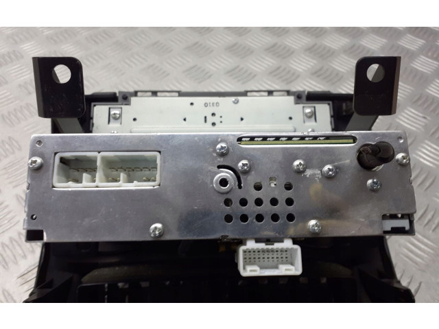 Радио/ проигрыватель CD/DVD / навигация 86180-B1161 Daihatsu Sirion