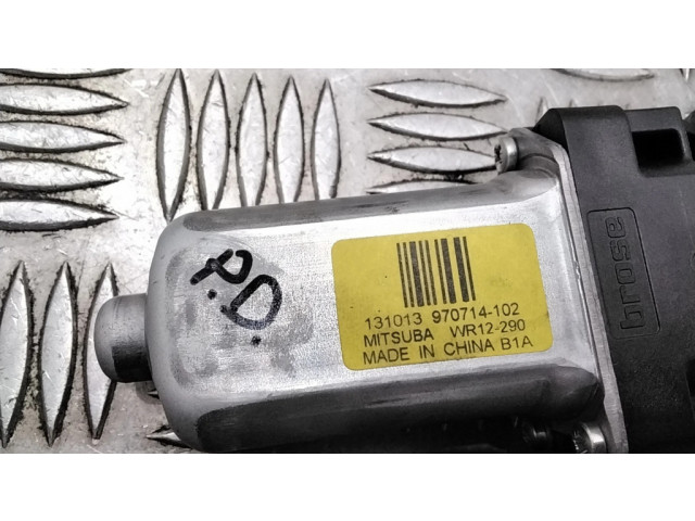 Передний двигатель механизма для подъема окон