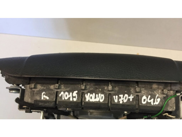 Руль Volvo V70  2000-2004 года 30643384, 30698041      