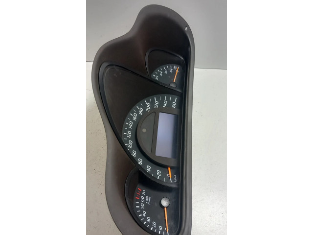 Přístrojová deska Mercedes-Benz C W203 2005 A2035408111, 2035408111