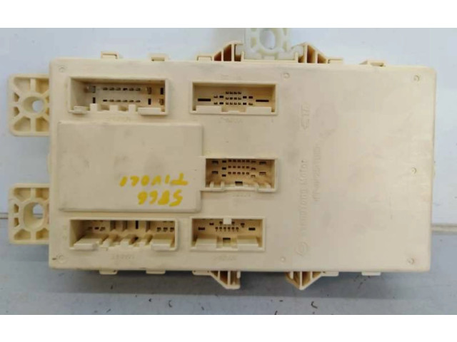 Pojistková skříňka Řídící jednotka BSM 8215035032 SsangYong Tivoli 2017