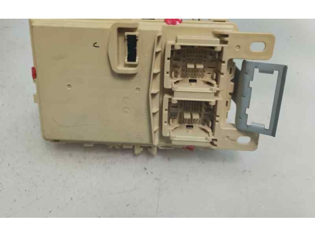 Блок предохранителей 91955-H8570   KIA Stonic    