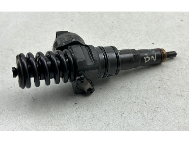 Форсунка 038130073BN    Volkswagen Touran I   