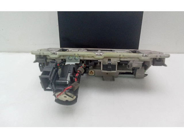 Дисплей    8v0857974e   Audi A3 S3 8V