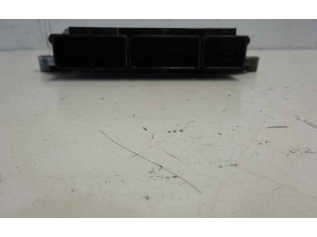 Блок управления двигателя 237102213R, 0281030439 Dacia Logan II