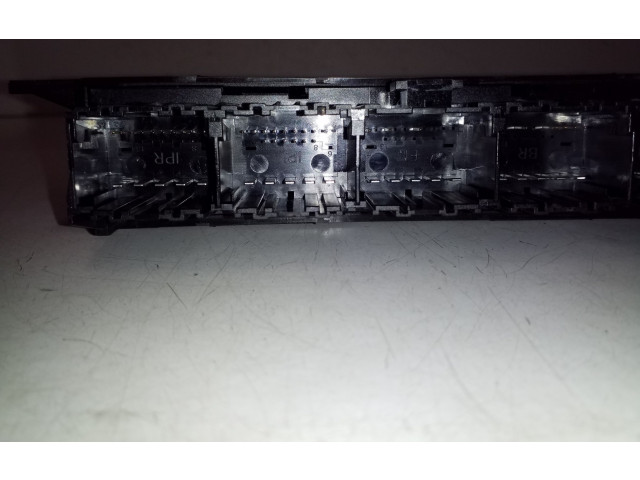 Блок комфорта 30659665   Volvo XC60   