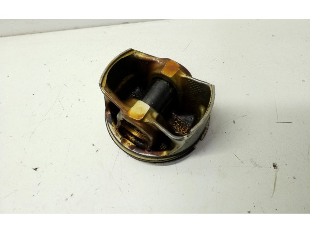 Píst 06LAG92460, S141 Volkswagen Tiguan Allspace pro benzínový motor 2.0