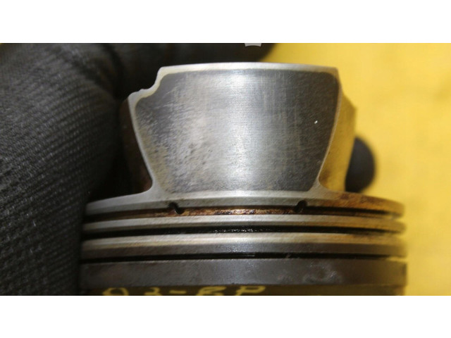 Поршень с шатуном Audi A3 S3 8P