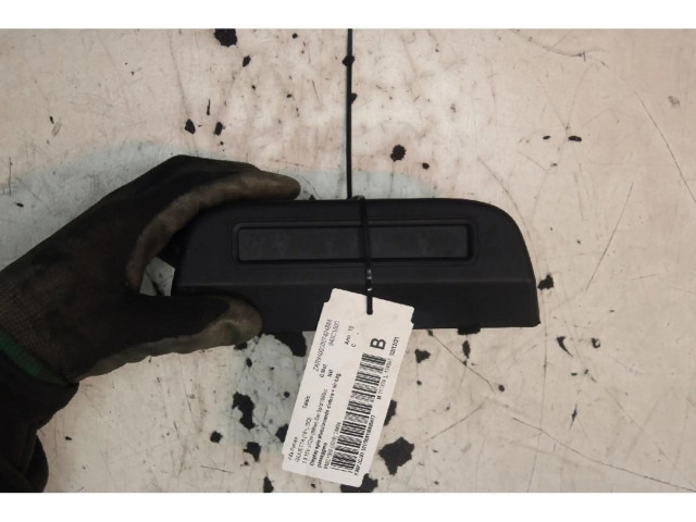 Дисплей       Alfa Romeo Giulietta