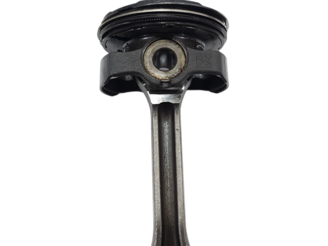 Поршень 46354757, 46346020 Jeep Renegade