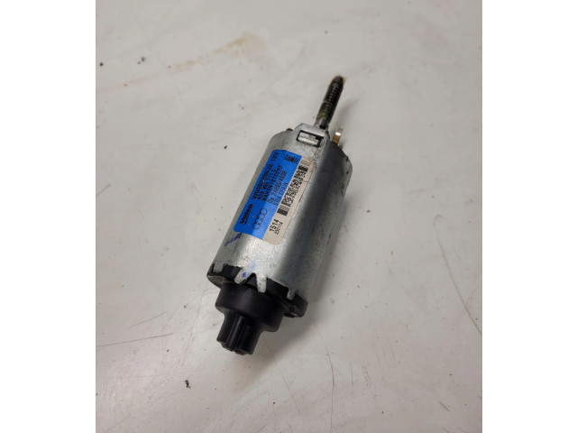 Моторчик заднего дворника 4G9955711C Audi A1