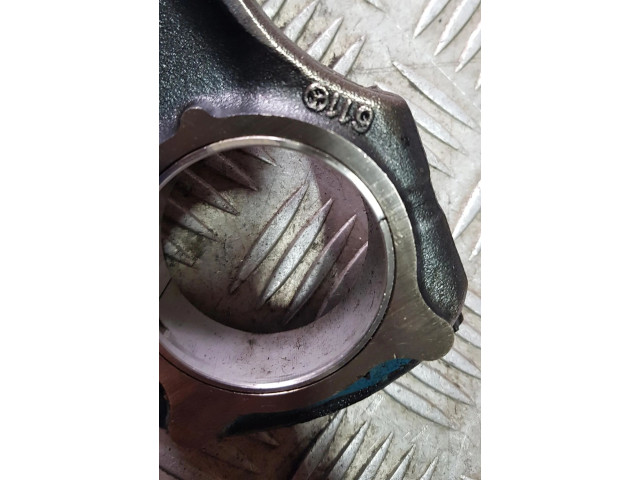 Píst Mercedes-Benz C W203