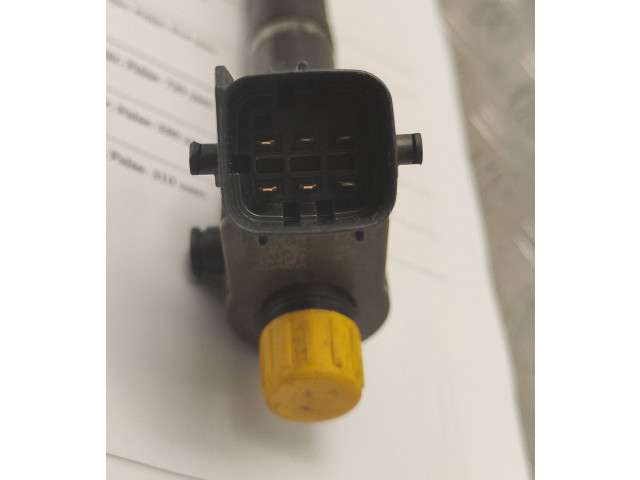 Форсунка 31405404 Volvo S60