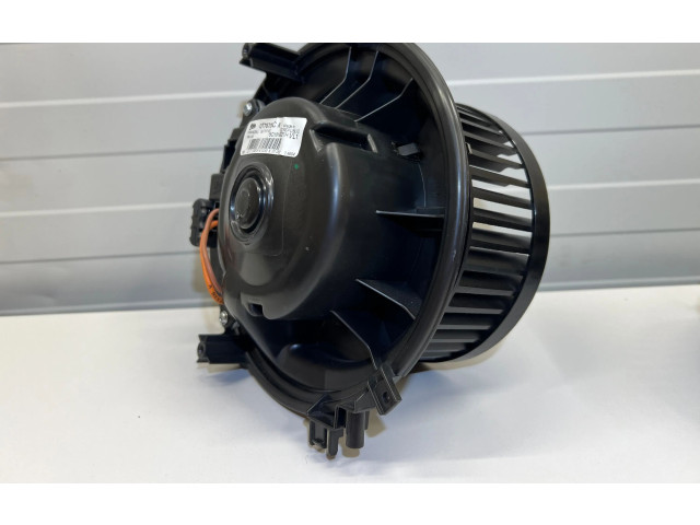 Вентилятор печки    5Q1819021H, 5q0907521c   Audi A3 S3 8V