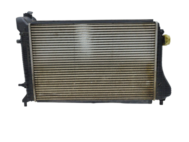 Интеркулер 1K0145928D Volkswagen Caddy