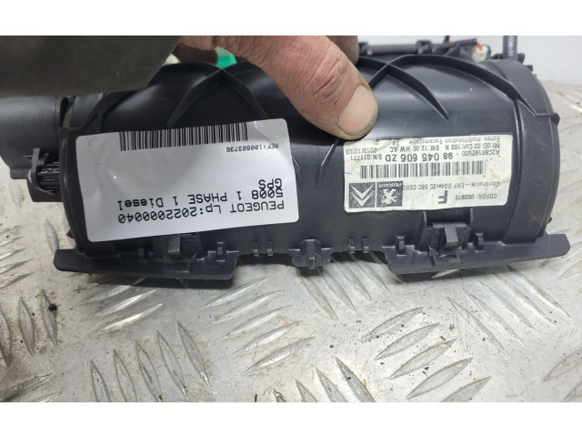 Считывающее устройство CD/DVD навигации (GPS) 98045606ZD   Peugeot 5008    