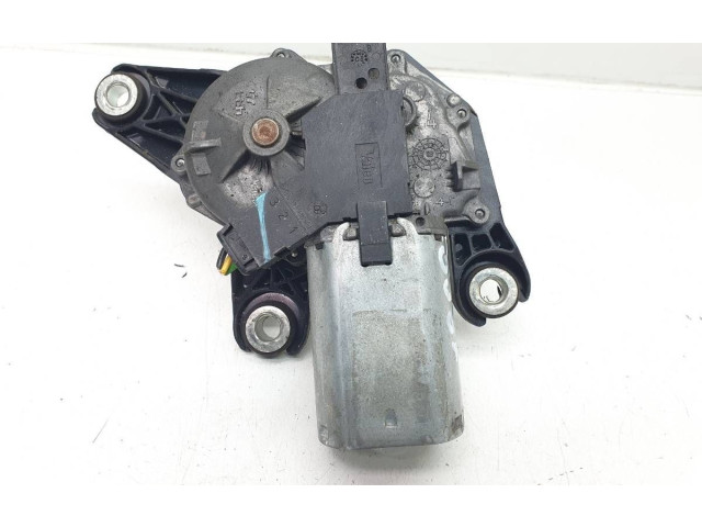 Моторчик заднего дворника     Renault Trafic II (X83)