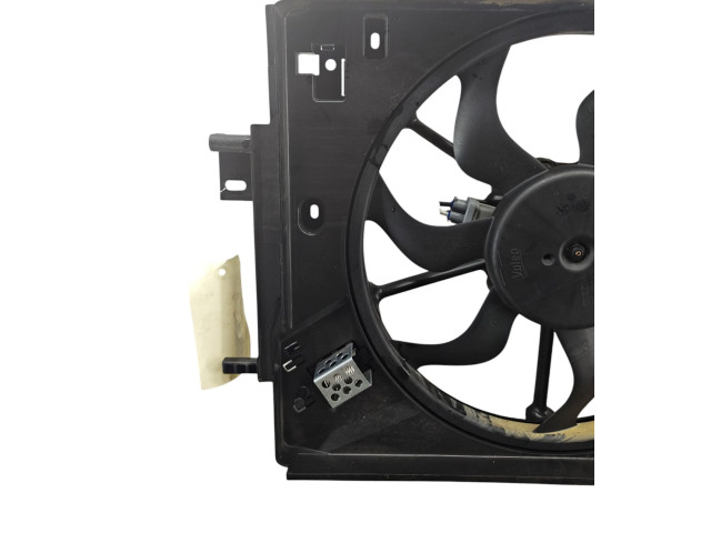 Вентилятор радиатора 214815462R Renault Clio V