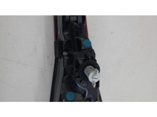 Задний фонарь правый сзади Alfa Romeo Stelvio 2016- года