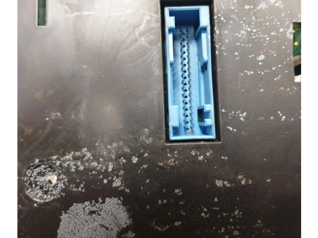 Панель приборов 2K0920865A   Volkswagen Caddy       