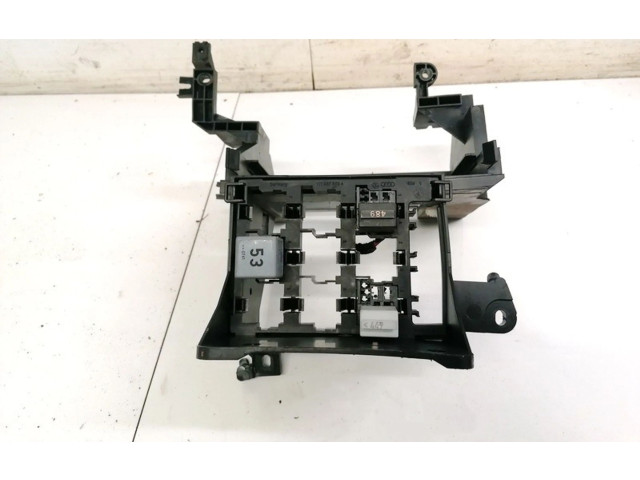 Блок предохранителей 1T1959503C Volkswagen Caddy