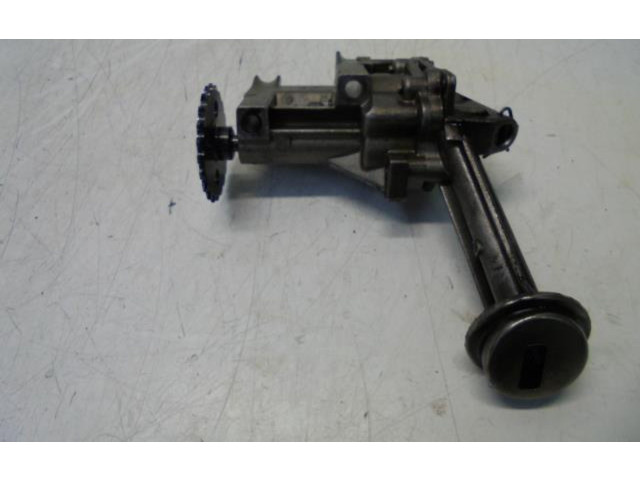 Масляный насос     Renault Clio I 