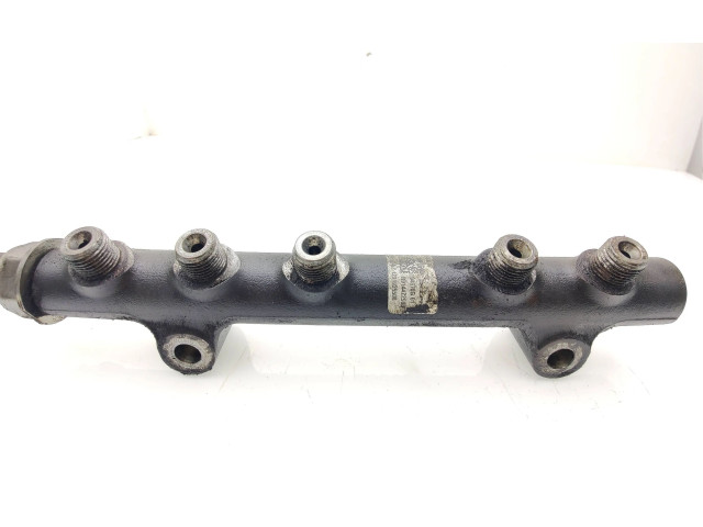 Топливная рампа 9685297580, 13020721974   Peugeot Partner  