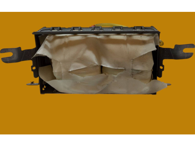 Подушка безопасности пассажира    Mitsubishi Pajero