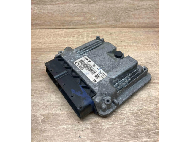 Řídící jednotka 55205632, 0281013409 Opel Vectra C 2005
