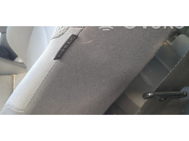 Подушка безопасности в сиденье Volkswagen Golf VII